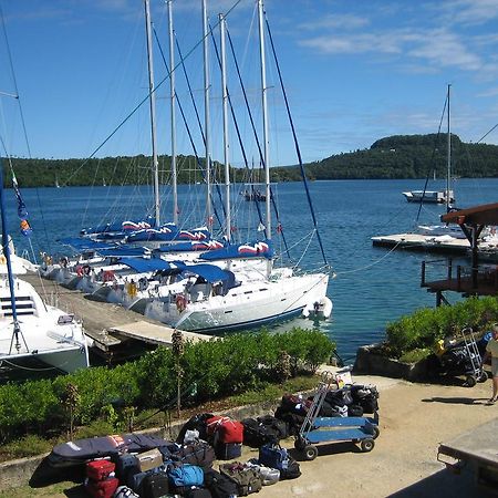 Boathouse Apartments Neiafu Luaran gambar